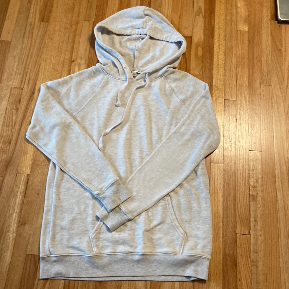Thin small American Eagle hoodie, light gray
